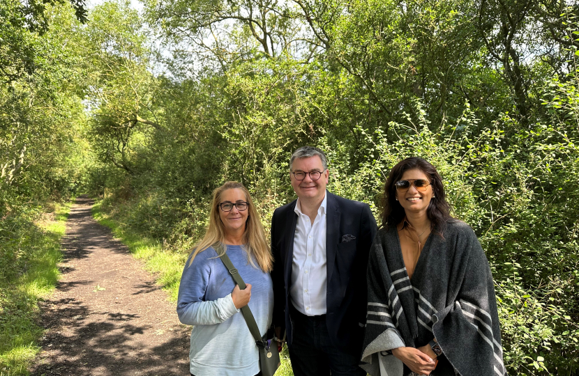 Shazna with Iain Stewart MP and a resident