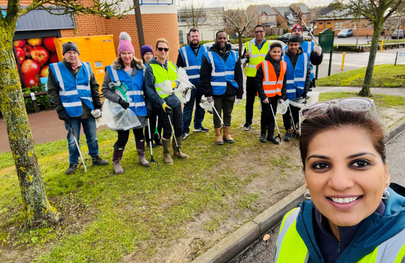 Community litter pick 