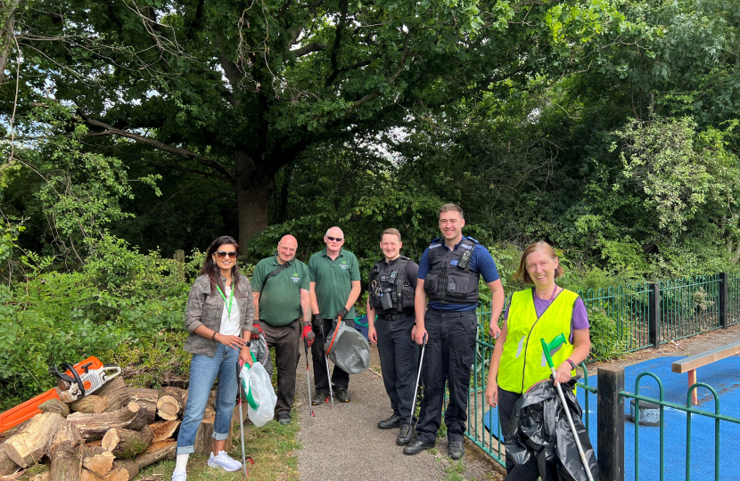 Clearing area in Nunehma Grove with TVP and parish wardens