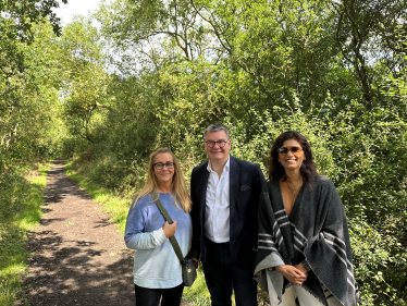 Shazna with Iain Stewart MP and a resident